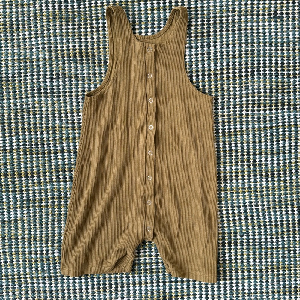 Little Urban Apparel romper, size 2T-3T unisex